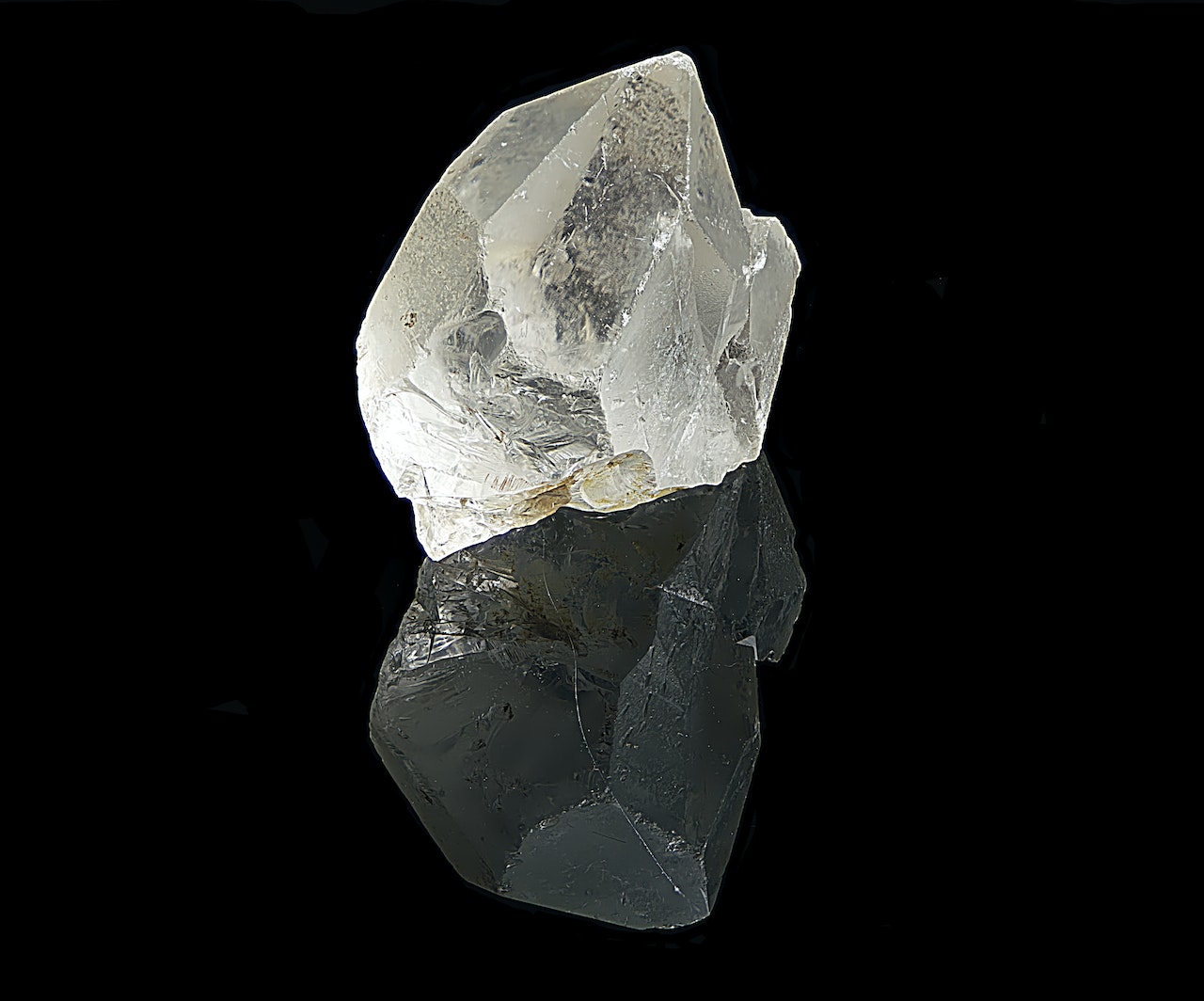 A quartz crystal used for vibrational healing